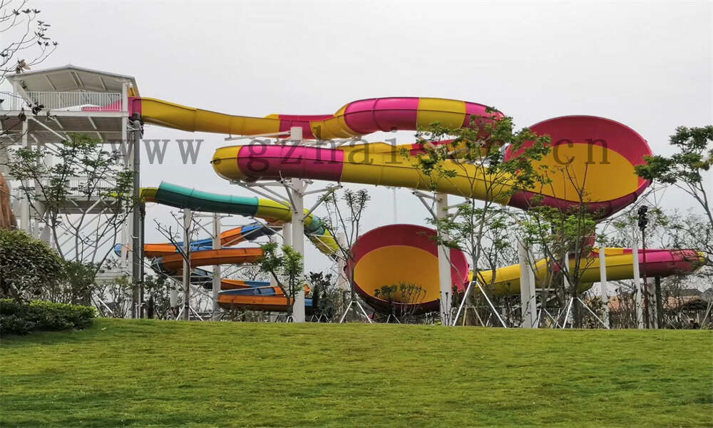 水上乐园设备大揭秘:探险与乐趣无限